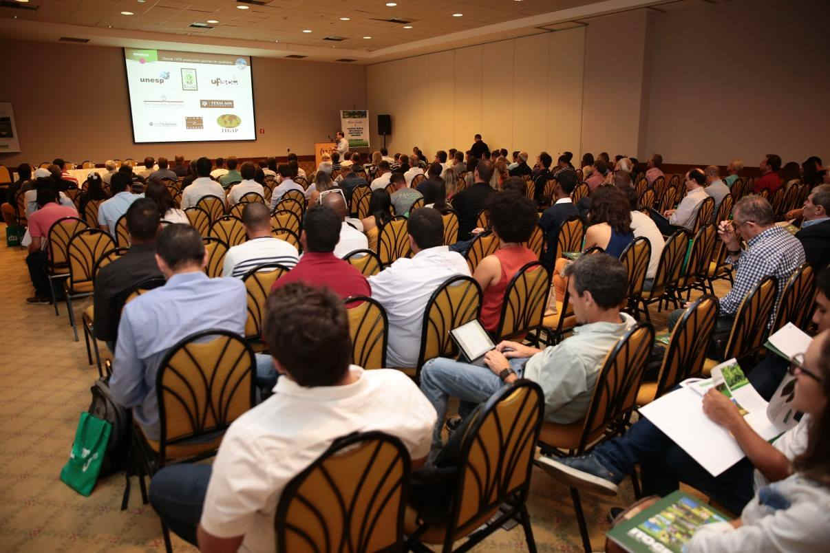 Palestra Paisagismo de gramados